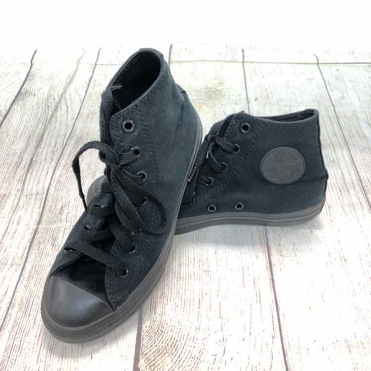 Converse Black Size 2 Boys Casual Shoes