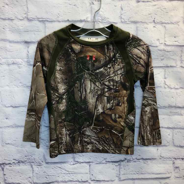 Under Armour Camo Size 4T Boys Long Sleeve Shirt