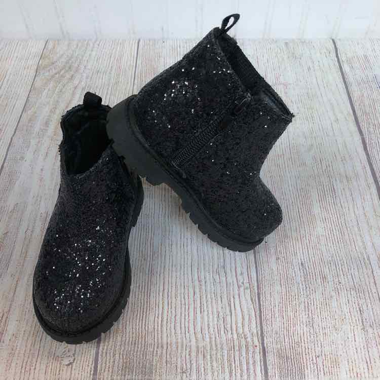 Carters Black Size 5 Girls Boots