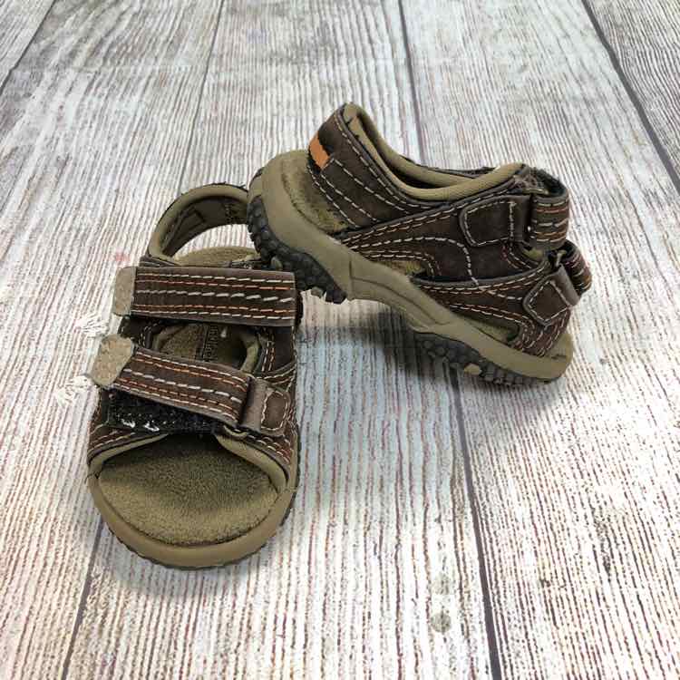 Genuine Kids Brown Size 3 Boys Sandals