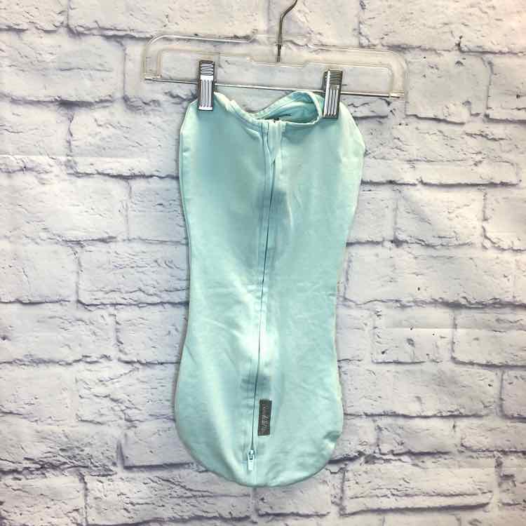 SwaddleMe Green Size Newborn Boys Swaddle