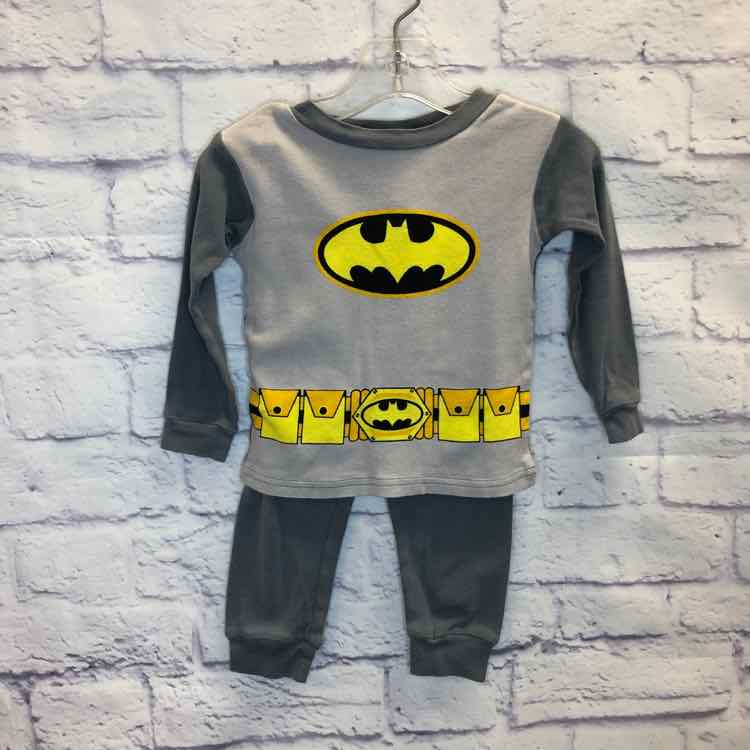 Batman Gray Size 2T Boys Pajamas