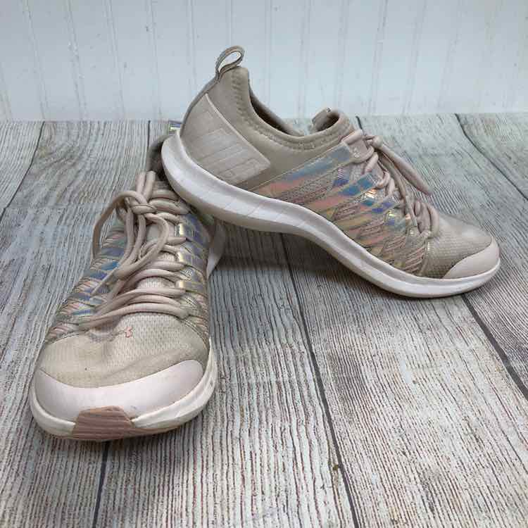 Under Armour Pink Size 4.5 Girls Sneakers
