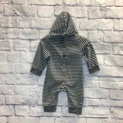 Boy's Clothing & Accessories