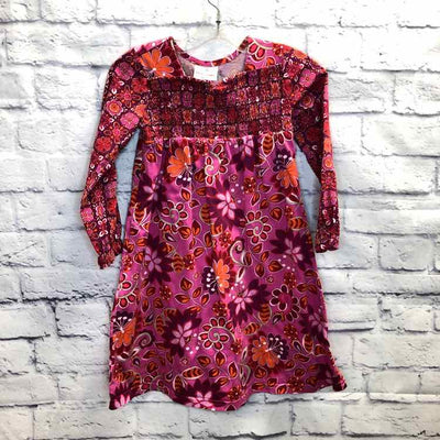 Girl's Clothing & Accessories