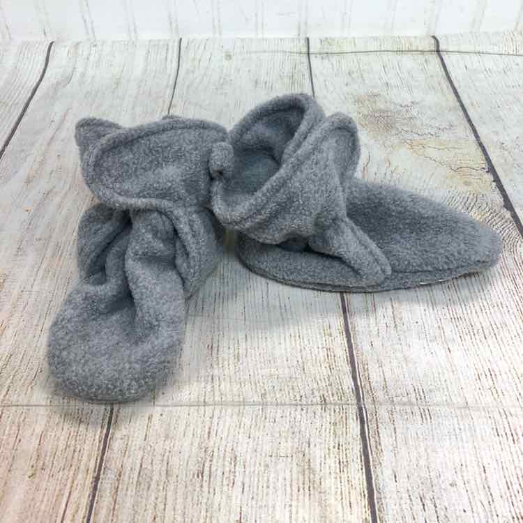 HB Gray Size 18-24 months Boys Booties