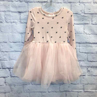 Girl's Clothing & Accessories