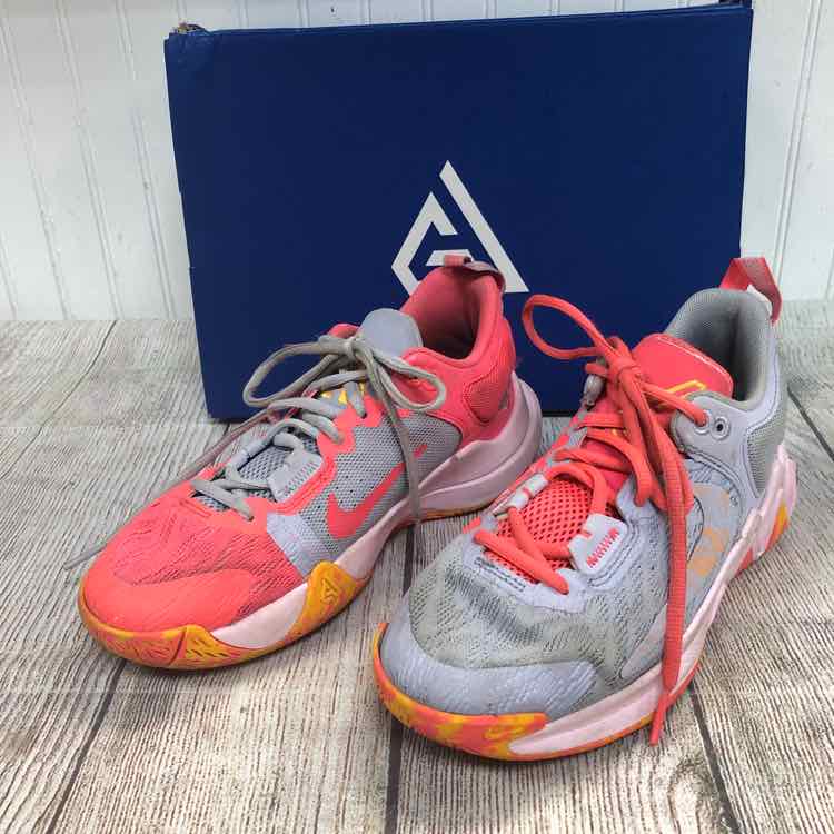 Nike Pink Size 4 Girls Sneakers