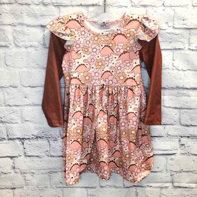 Girl's Clothing & Accessories