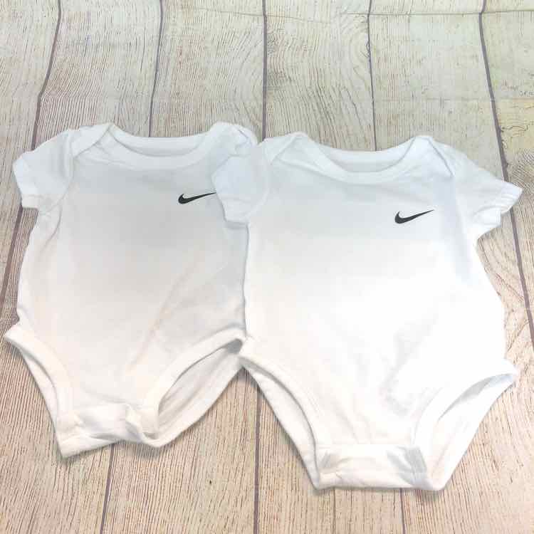 Nike White Size 3 Months Boys Bodysuit