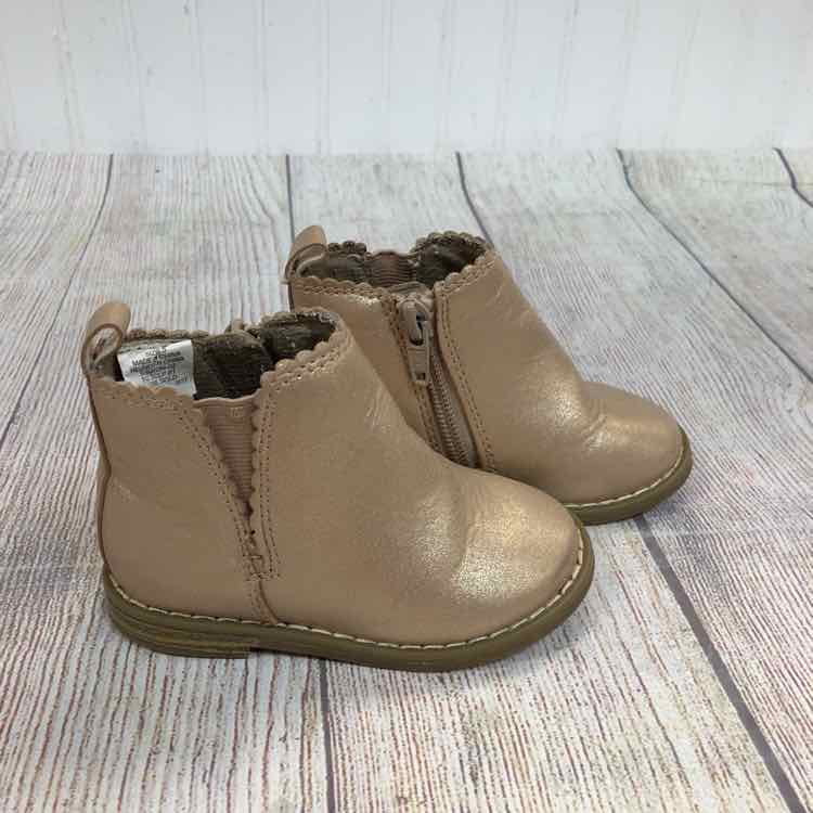 Gap Gold Size 5 Girls Boots