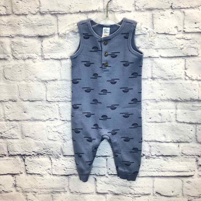 Boy's Clothing & Accessories