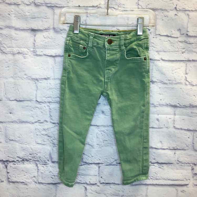 Boy's Clothing & Accessories