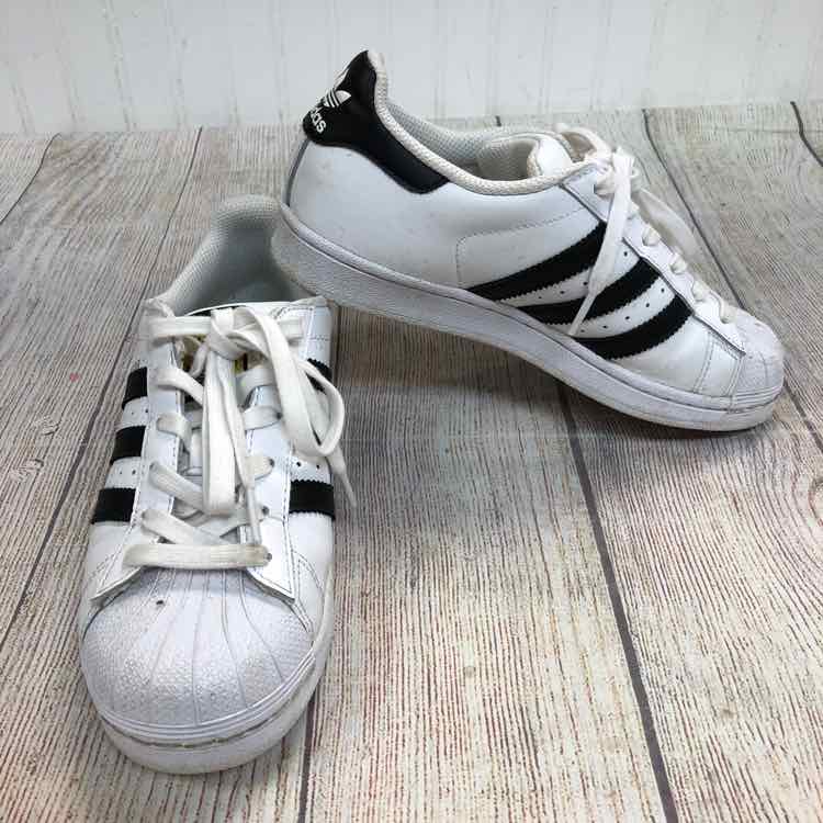 Adidas Black & White Size 4.5 Youth Sneakers