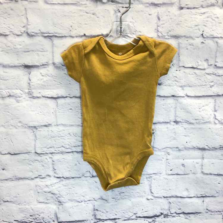 Honest Company Mustard Size 0-3 Months Girls Bodysuit