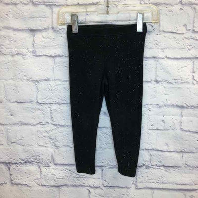 Girl's Clothing & Accessories