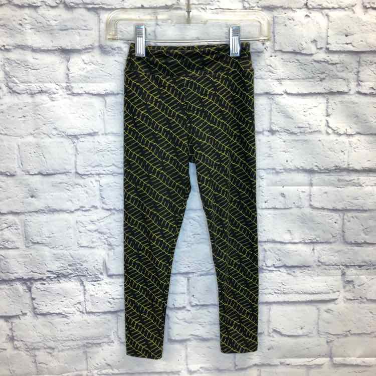LulaRoe Black Size 2-4 Girls Leggings