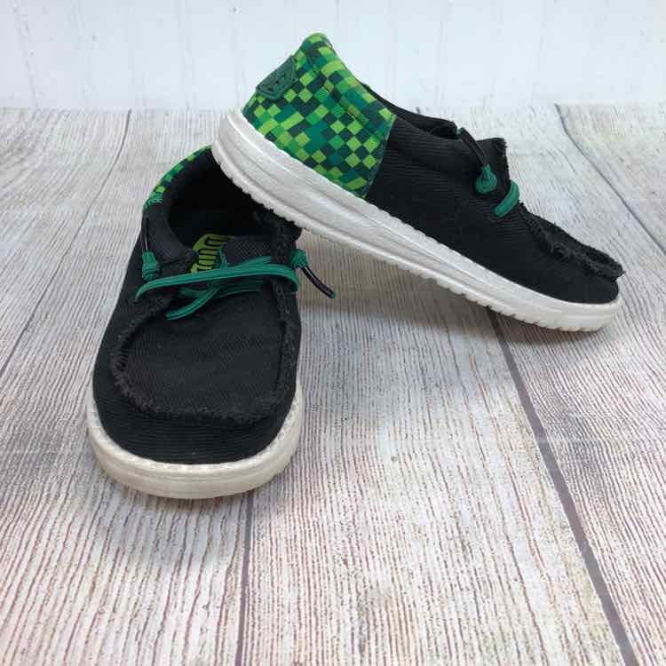 Hey Dude Black Size 11 Boys Casual Shoes