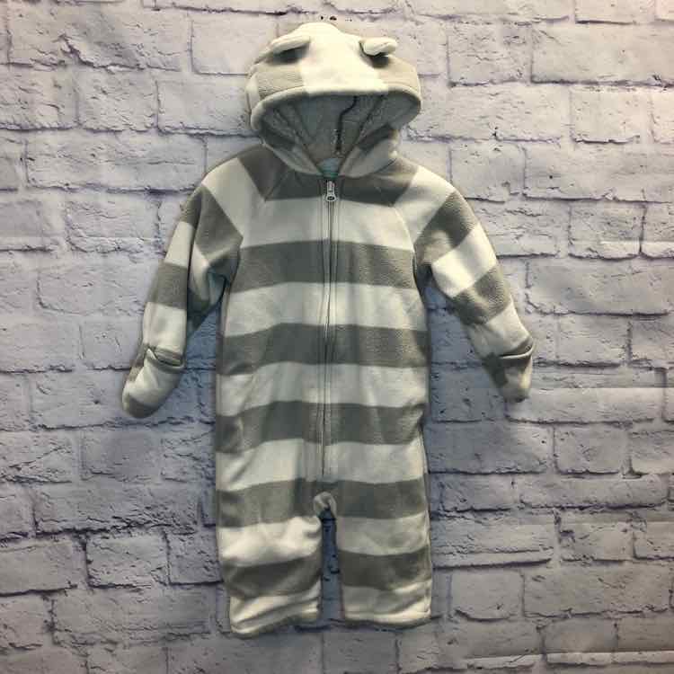 Old Navy Gray Size 12-18 months Boys 1 Piece