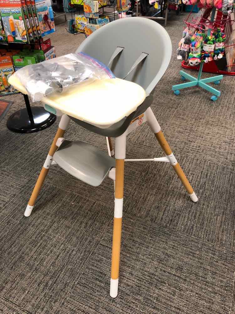 Skip Hop Eon 4 in 1 High Chair