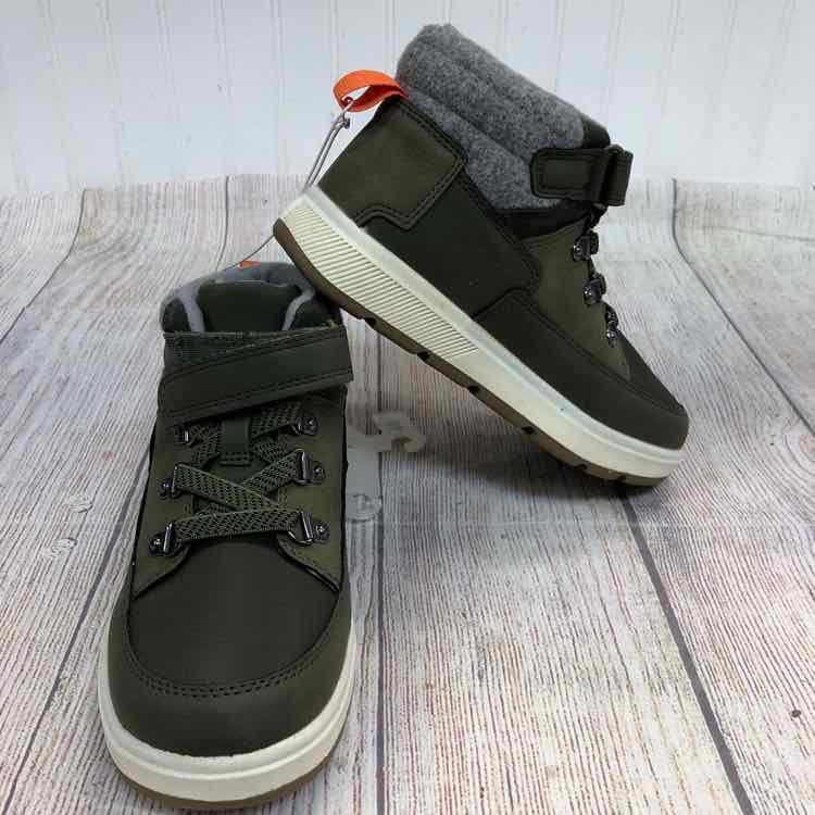 Cat & Jack Green Size 13 Boys Boots