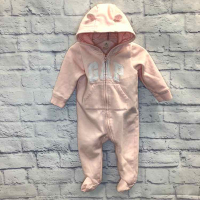 Girl's Clothing & Accessories
