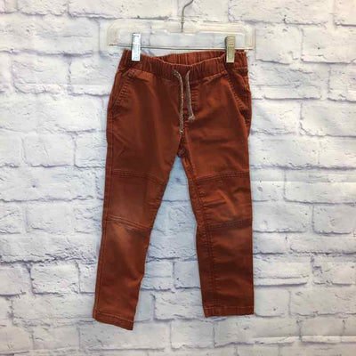 Boy's Clothing & Accessories