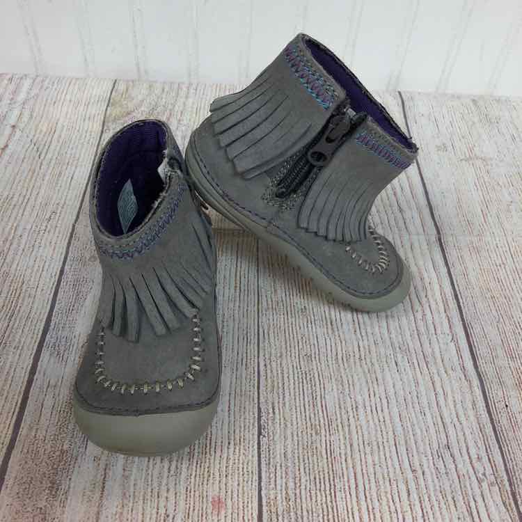 Stride Rite Gray Size 5.5W Girls Boots