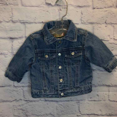 Boy's Clothing & Accessories