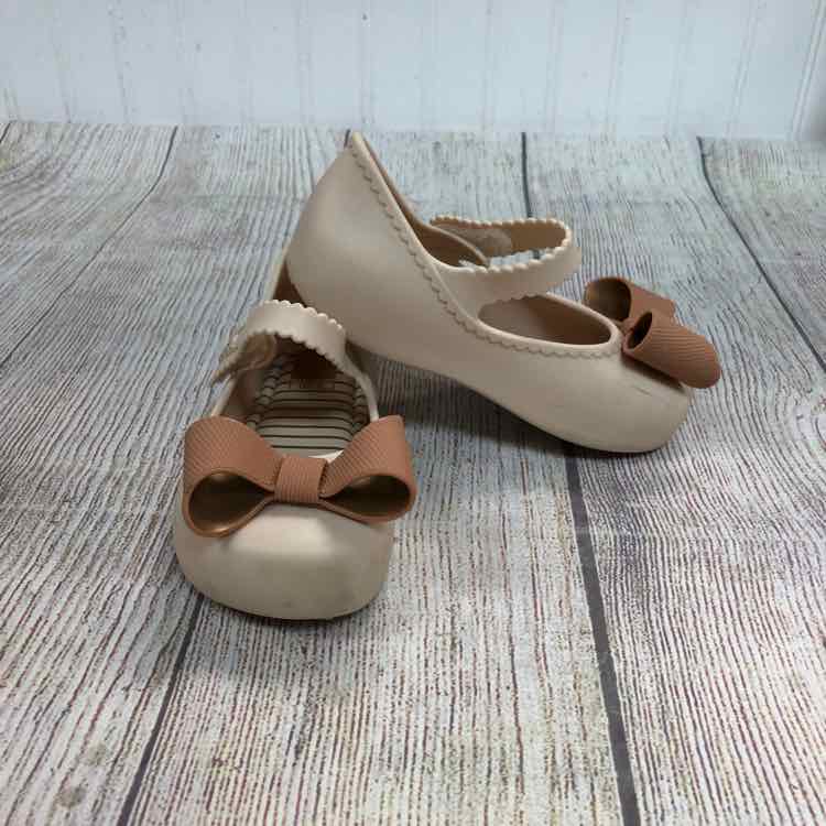 Zaxy Pink Size 9 Girls Casual Shoes