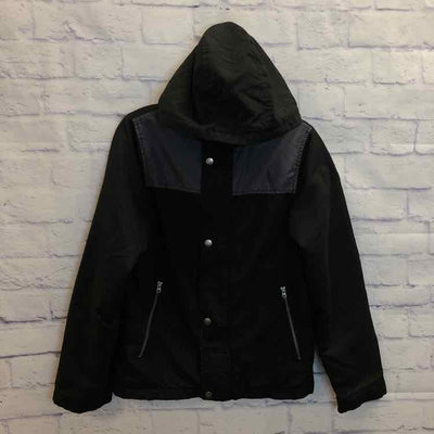 Boy's Clothing & Accessories