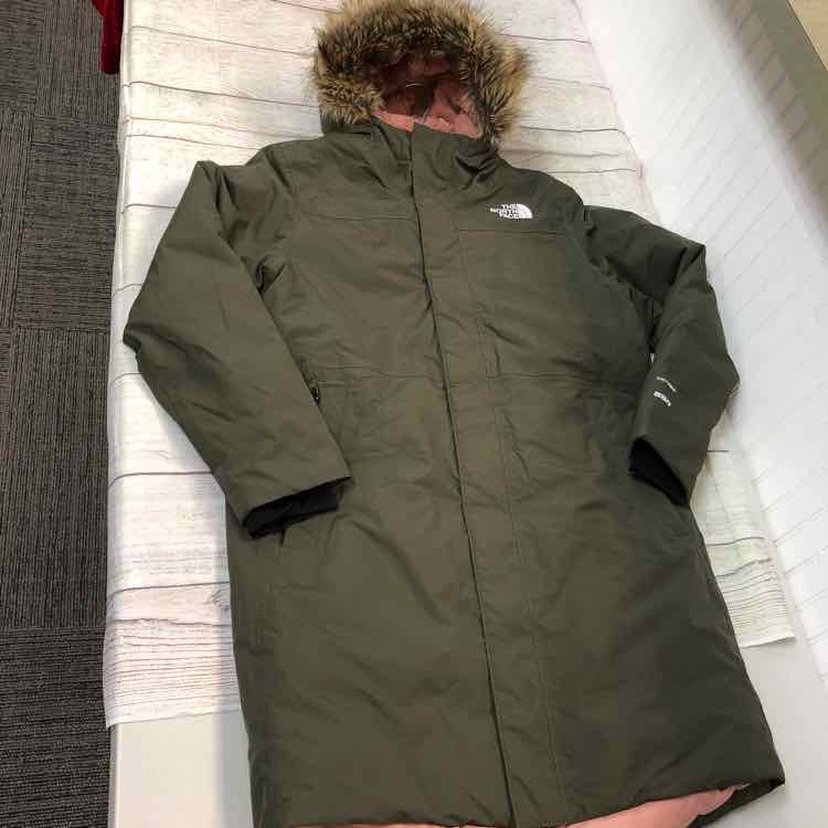 The North Face Green Size 18 Girls Coat/Jacket