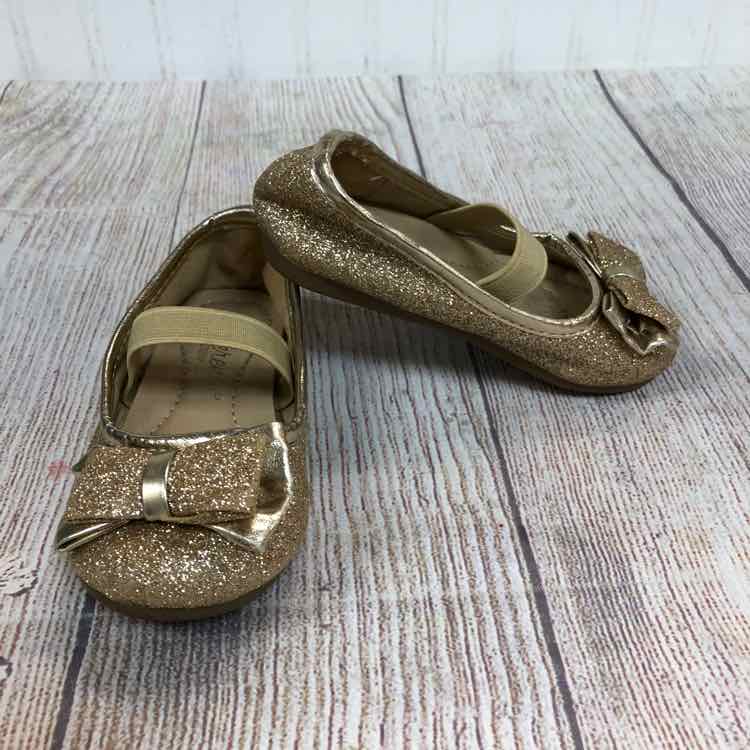 Merence Gold Size 4 Girls Dress Shoes