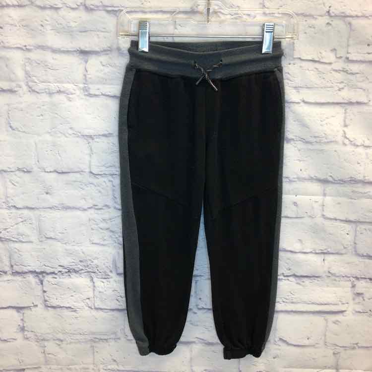 Runway Black Size 5 Boys Sweatpants