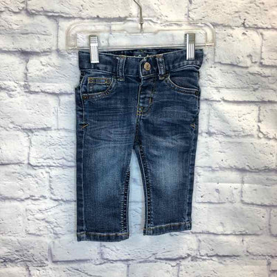 Boy's Clothing & Accessories