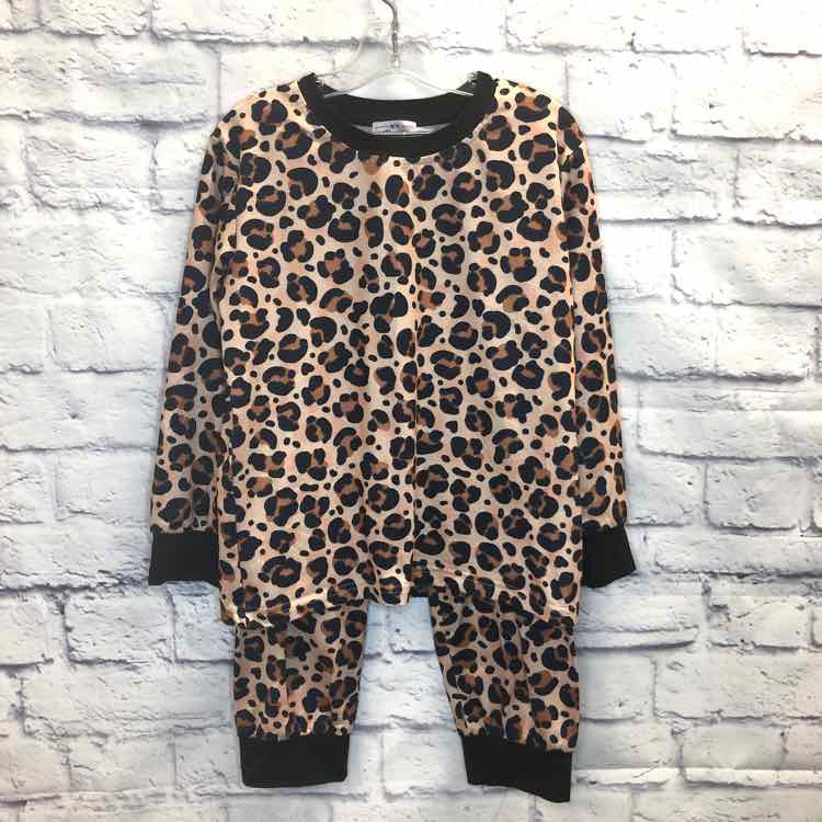 Pete + Lucy Animal Size 4T Girls 2 Piece Outfit