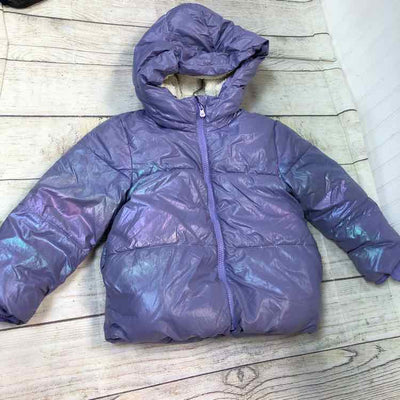 Girl's Clothing & Accessories