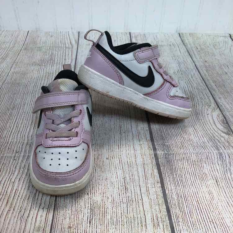 Nike Purple Size 7 Girls Sneakers