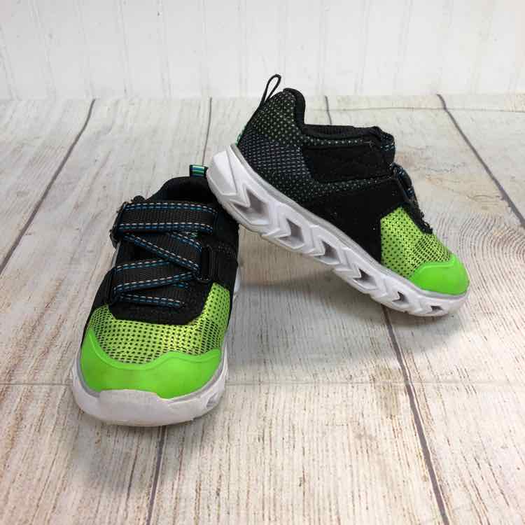 Skechers Green Size 6 Boys Sneakers