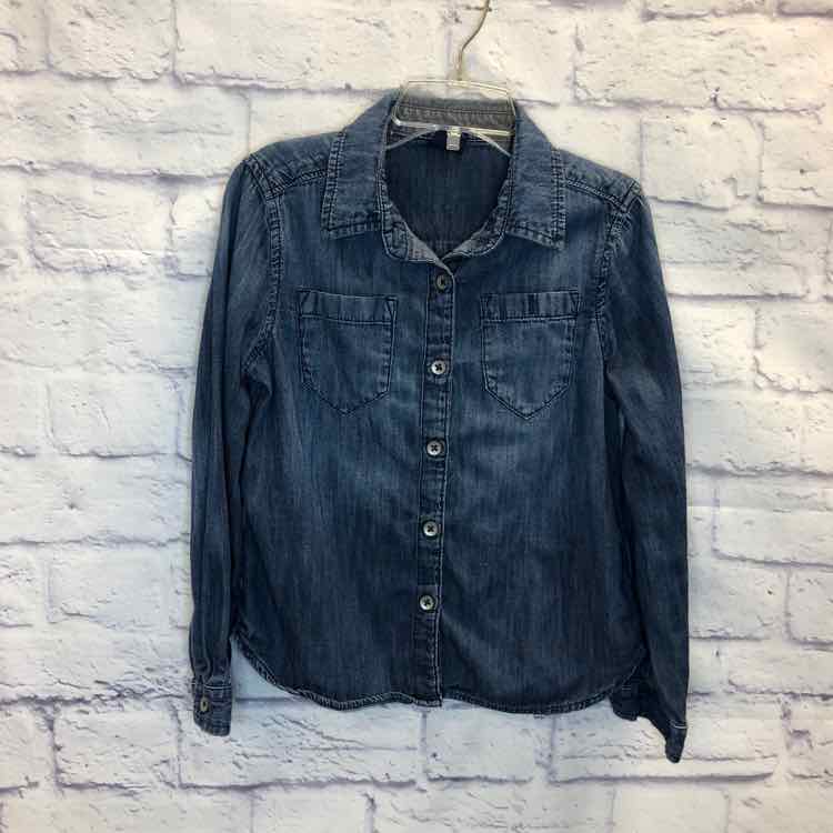 Gap Denim Size 6 Girl Polo or Button Down