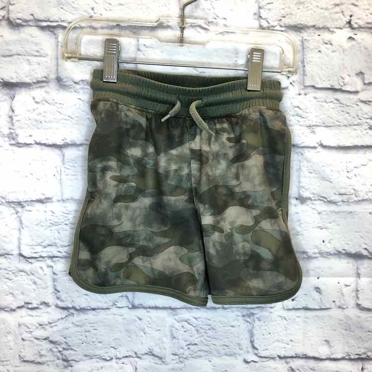 Oshkosh Green Size 2T Boys Shorts