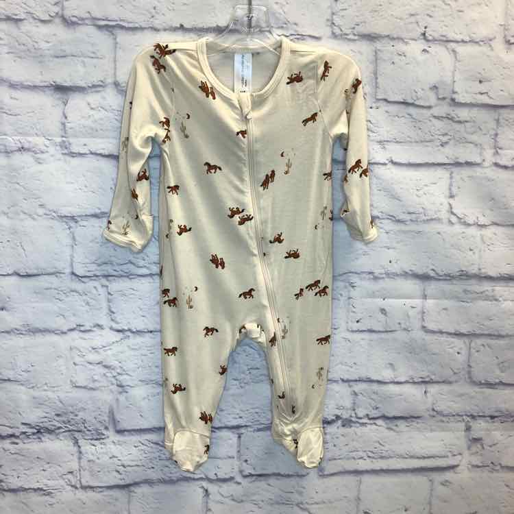 Modern Moments Tan Size 0-3 Months Girls Sleeper
