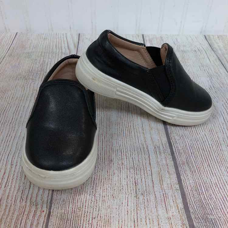 Black Size 6.5 Girls Casual Shoes