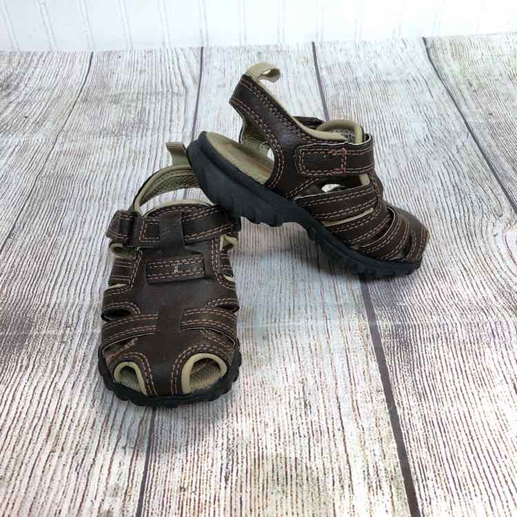 Carters Brown Size 6 Boys Sandals