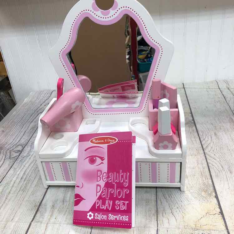 Melissa & Doug Beauty Salon