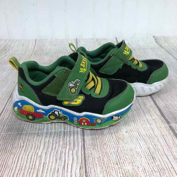 Skechers Green Size 7 Boys Sneakers
