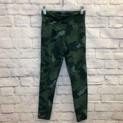 Girl's Clothing & Accessories