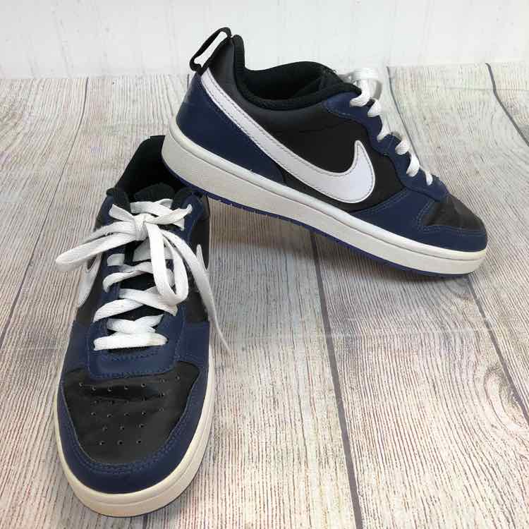 Nike Black Size 5 Boys Sneakers