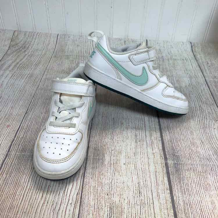 Nike White Size 10 Girls Sneakers