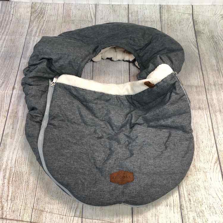 JJ Cole Gray Car Seat Covers